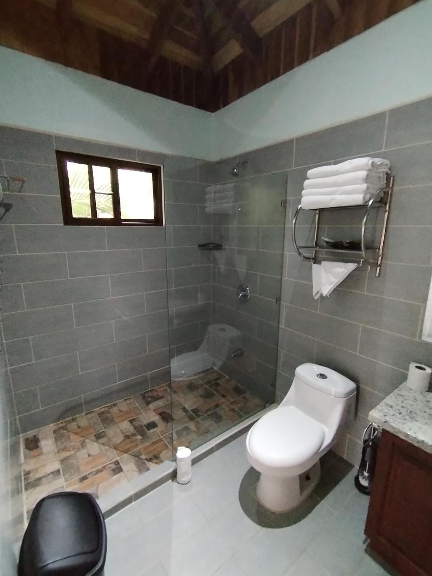 פונטה אובה Bungalows Beachfront Hotel מראה חיצוני תמונה